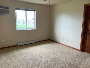 2156 South Broadway in De Pere, WI - Building Photo - Building Photo