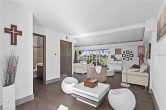 11734 Lake Willis Dr in Orlando, FL - Foto de edificio - Building Photo