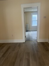 101 Jacobs St in Bristol, CT - Foto de edificio - Building Photo
