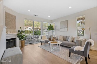 88 Via Katrina in Thousand Oaks, CA - Building Photo - Building Photo