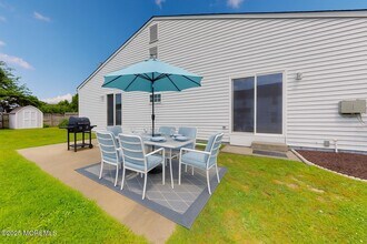 2006 Bookbinder Ct in Toms River, NJ - Building Photo - Building Photo