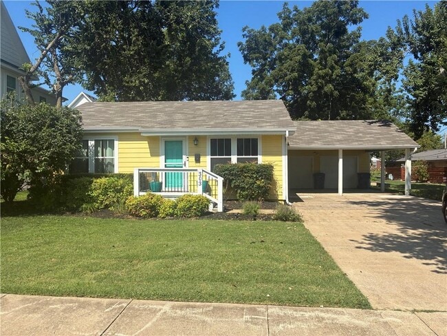property at 303 NW D St