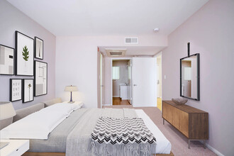 1537 on 7th in Santa Monica, CA - Foto de edificio - Building Photo