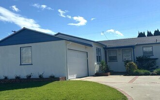 5440 W 140th St in Hawthorne, CA - Building Photo