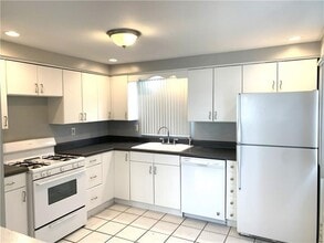 3768 W 5th Ave in Beaver Falls, PA - Building Photo - Building Photo