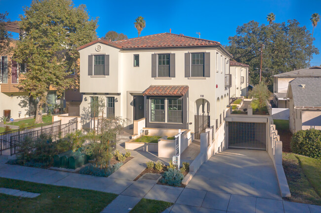 Allen Garden in Pasadena, CA - Building Photo - Primary Photo