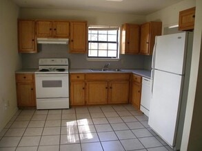 15506 Enid Dr in Austin, TX - Building Photo - Building Photo