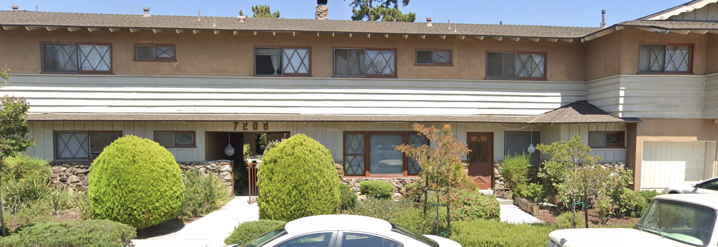 7208 Lotus Ave, Unit #15 in San Gabriel, CA - Foto de edificio