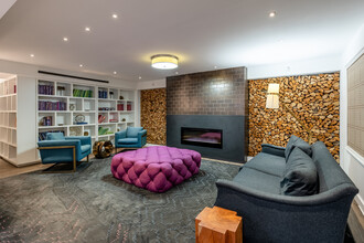 The Cole by Stonehenge in New York, NY - Foto de edificio - Lobby
