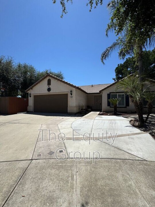 3603 N Minden Ct in Visalia, CA - Building Photo