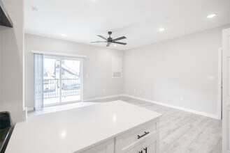 2101 Reinke Rd in Waller, TX - Building Photo - Building Photo