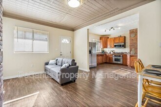 1129 Brabec St in Pittsburgh, PA - Building Photo - Building Photo