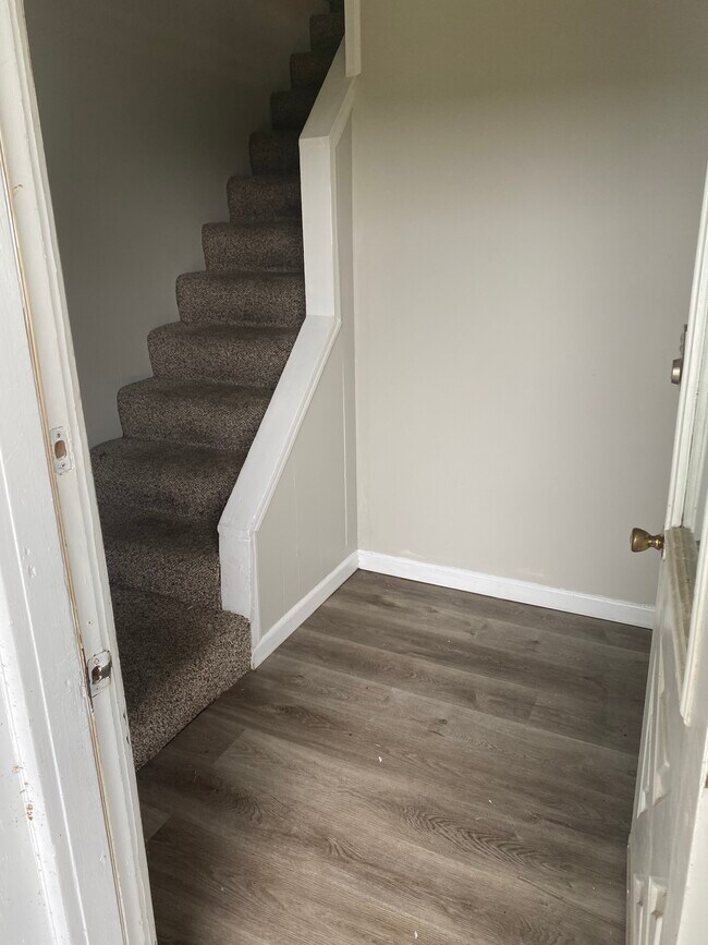 2449 S Old Highway 141 Rentals in Fenton, MO