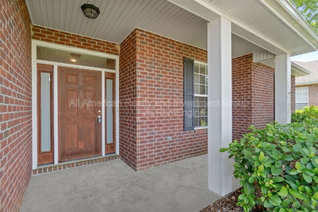 130 Alicia Dr in Crestview, FL - Building Photo - Building Photo