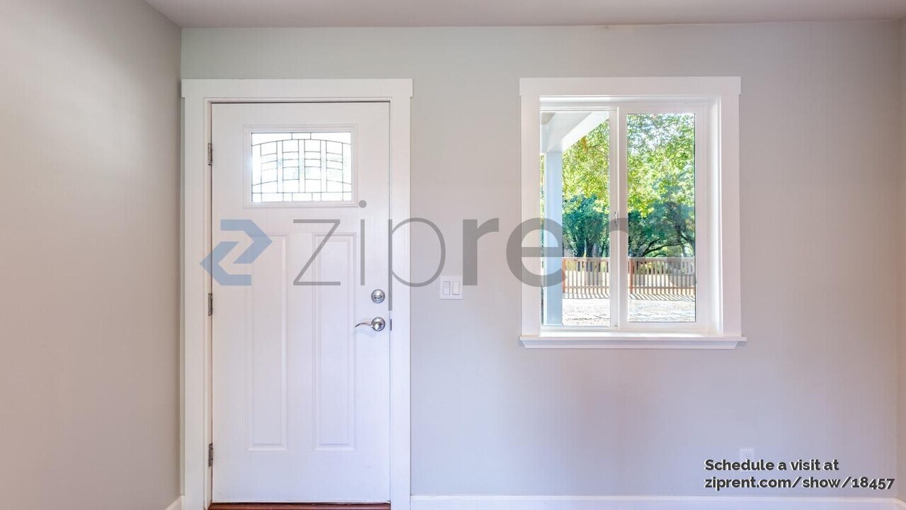6264 Fredricks Rd in Sebastopol, CA - Building Photo