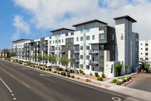 Slate Scottsdale in Phoenix, AZ - Building Photo