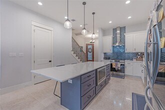 406 Fenn St in Houston, TX - Building Photo - Building Photo