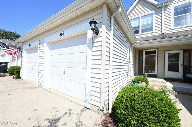 property at 655 Almas Ct