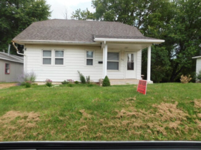 property at 230 W Summit St