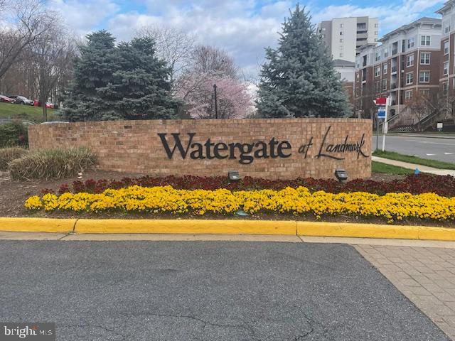 309 Yoakum Pkwy in Alexandria, VA - Building Photo