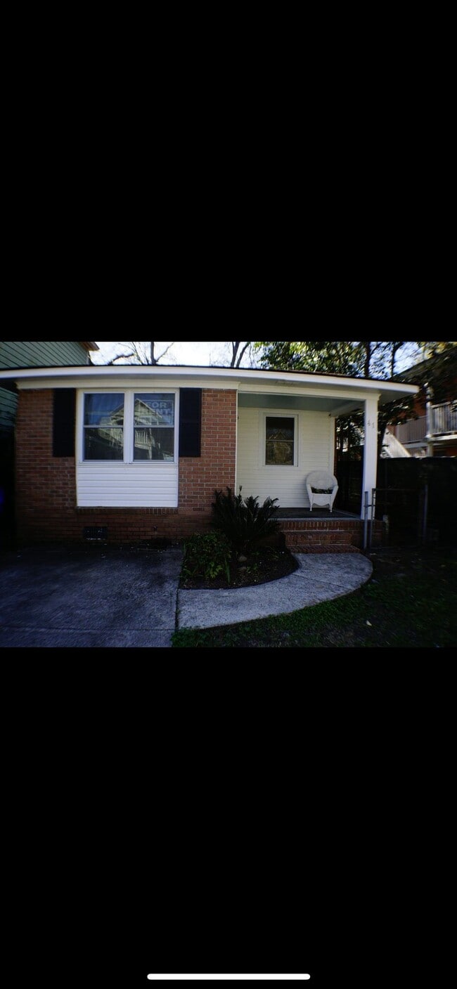 property at 41 Rose Ln