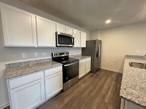 1941 Tranquility Cir in Newton, NC - Building Photo - Building Photo