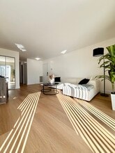 1212 Williams Port Dr in Westmont, IL - Building Photo - Building Photo