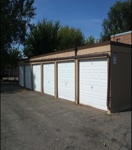 Anderson-Elrose Apartments in South St. Paul, MN - Foto de edificio - Building Photo