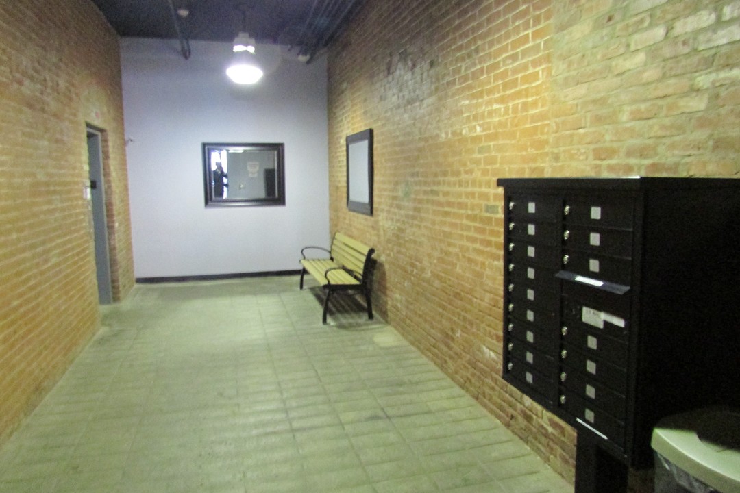 42 Broadway in Paterson, NJ - Building Photo