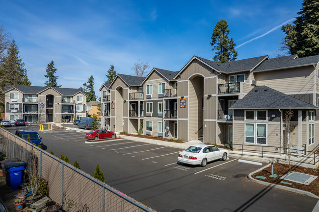 Holcomb Heights in Oregon City, OR - Building Photo - Building Photo