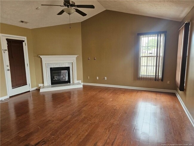 118 Garfield Dr in Raeford, NC - Building Photo - Building Photo