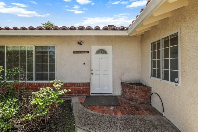 2303 Gold St in Redding, CA - Building Photo - Building Photo