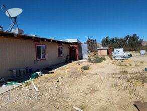 10255 High Rd in Lucerne Valley, CA - Building Photo - Building Photo