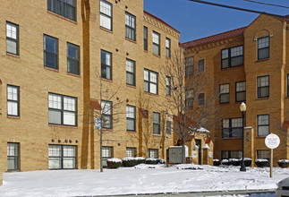 Karley Square Apartments in Detroit, MI - Building Photo - Building Photo