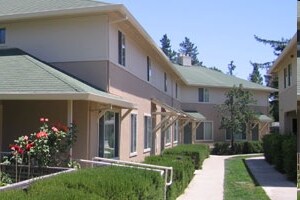 Harvest Grove Apartments in Healdsburg, CA - Building Photo - Building Photo