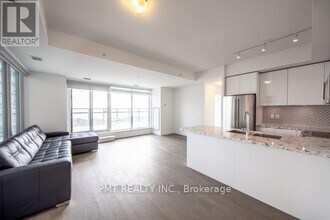 30 Shore Breeze Dr in Toronto, ON - Building Photo - Building Photo