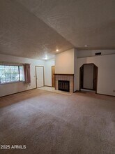 185 Moons View Rd in Sedona, AZ - Building Photo - Building Photo