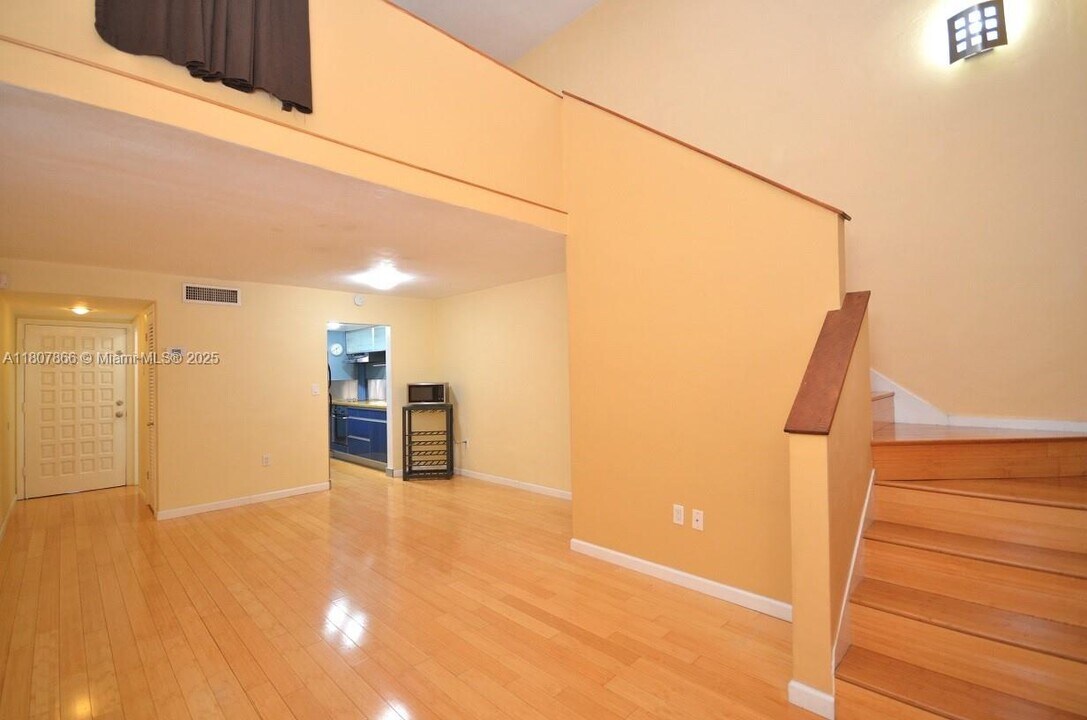 335 Navarre Ave in Coral Gables, FL - Building Photo