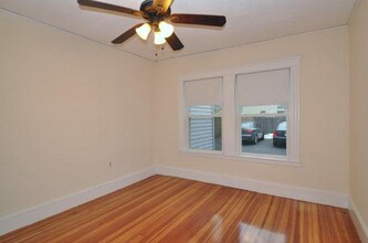 25-27 Crosby Rd. Unit 2 in Newton, MA - Building Photo - Building Photo