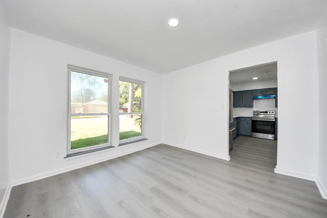 23002 Grand Rapids Ln in Spring, TX - Building Photo