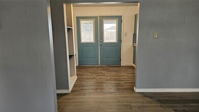 309 N Main in Trenton, TX - Building Photo - Building Photo