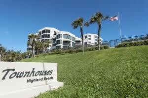 2575 S Ocean Blvd-Unit -Ph 411-412 S in Highland Beach, FL - Building Photo - Building Photo