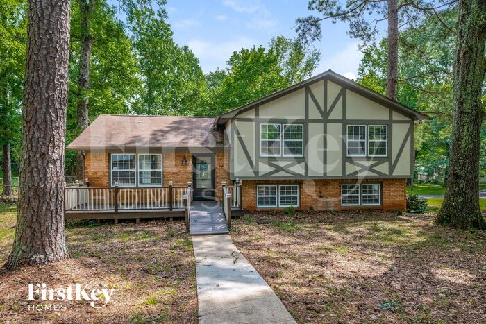 2600 Carmel Rd in Birmingham, AL - Foto de edificio
