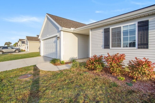 8131 Lausen Ln in Richland, MI - Building Photo - Building Photo