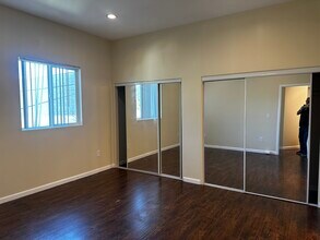 14233 Tiara St, Unit 2 in Los Angeles, CA - Building Photo - Building Photo