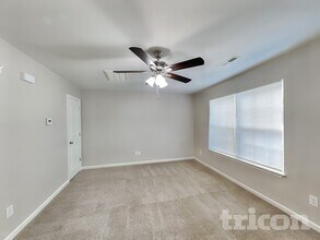 6432 Pennacook Dr in Charlotte, NC - Building Photo - Building Photo