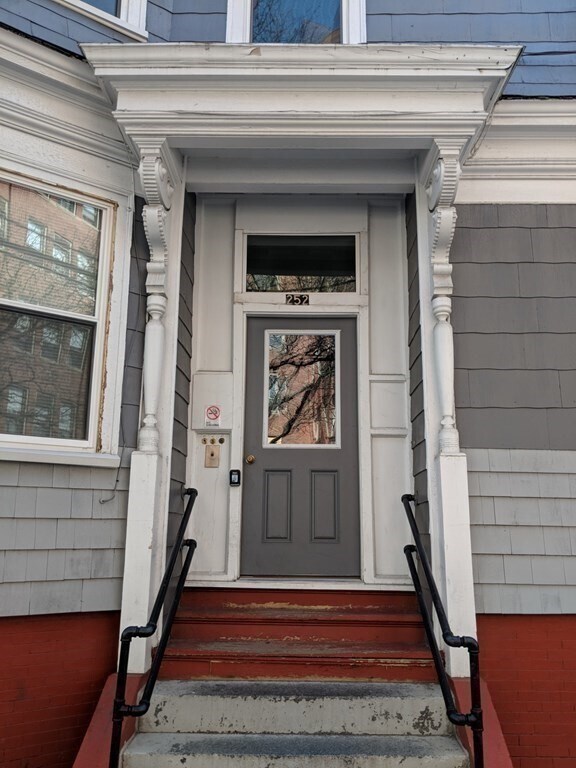 259 Windsor St, Unit 2