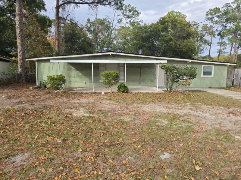 7911 Cecil St in Jacksonville, FL - Building Photo
