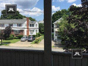 248 Pearl St in Newton, MA - Building Photo - Building Photo
