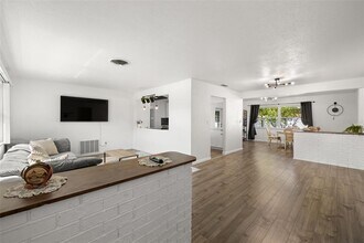 3790 60th St N in St. Petersburg, FL - Building Photo - Building Photo